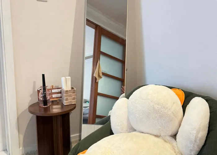 Sinsa Haus, Sinsa Station In Gangnam For 4 People, 2 Rooms, Free Parking 강남 신사역, 최대4인, 2룸, 주차가능 Apartamento Seul