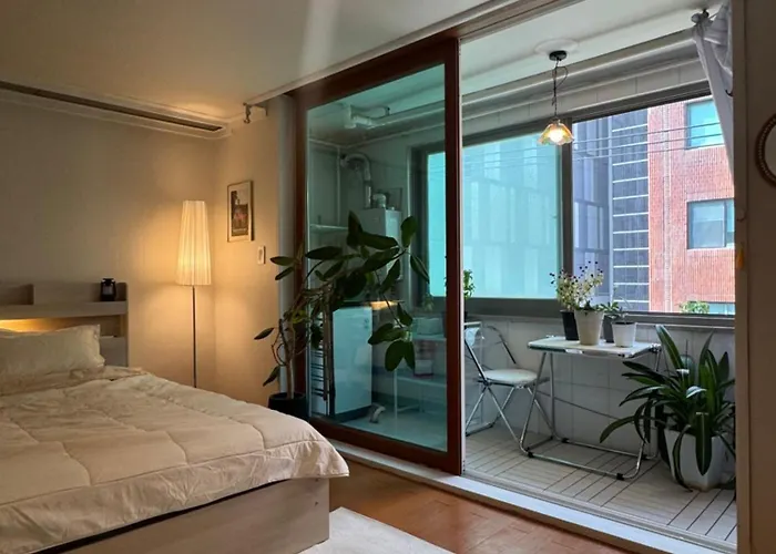 Sinsa Haus, Sinsa Station In Gangnam For 4 People, 2 Rooms, Free Parking 강남 신사역, 최대4인, 2룸, 주차가능 Appartement