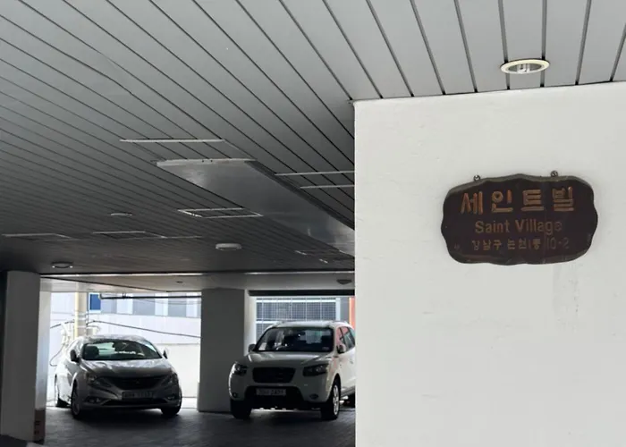Sinsa Haus, Sinsa Station In Gangnam For 4 People, 2 Rooms, Free Parking 강남 신사역, 최대4인, 2룸, 주차가능 Apartamento Seul