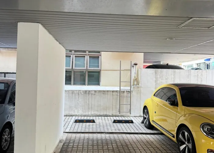 Sinsa Haus, Sinsa Station In Gangnam For 4 People, 2 Rooms, Free Parking 강남 신사역, 최대4인, 2룸, 주차가능 *