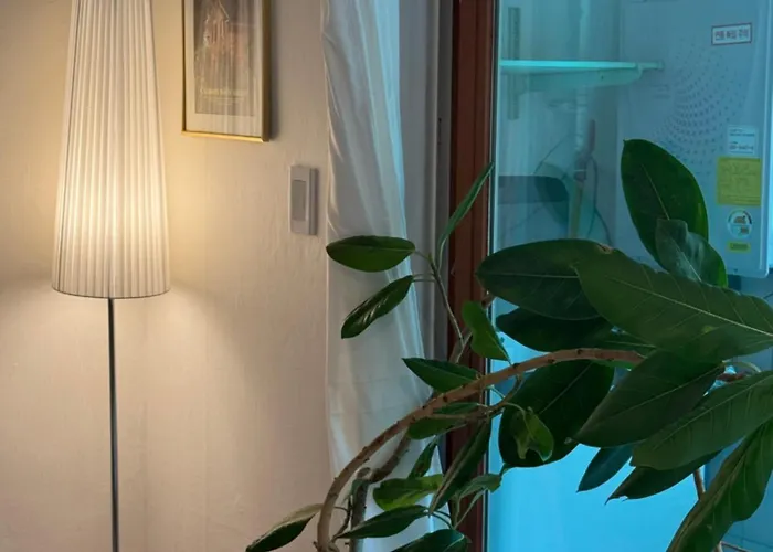 Sinsa Haus, Sinsa Station In Gangnam For 4 People, 2 Rooms, Free Parking 강남 신사역, 최대4인, 2룸, 주차가능 Apartamento *